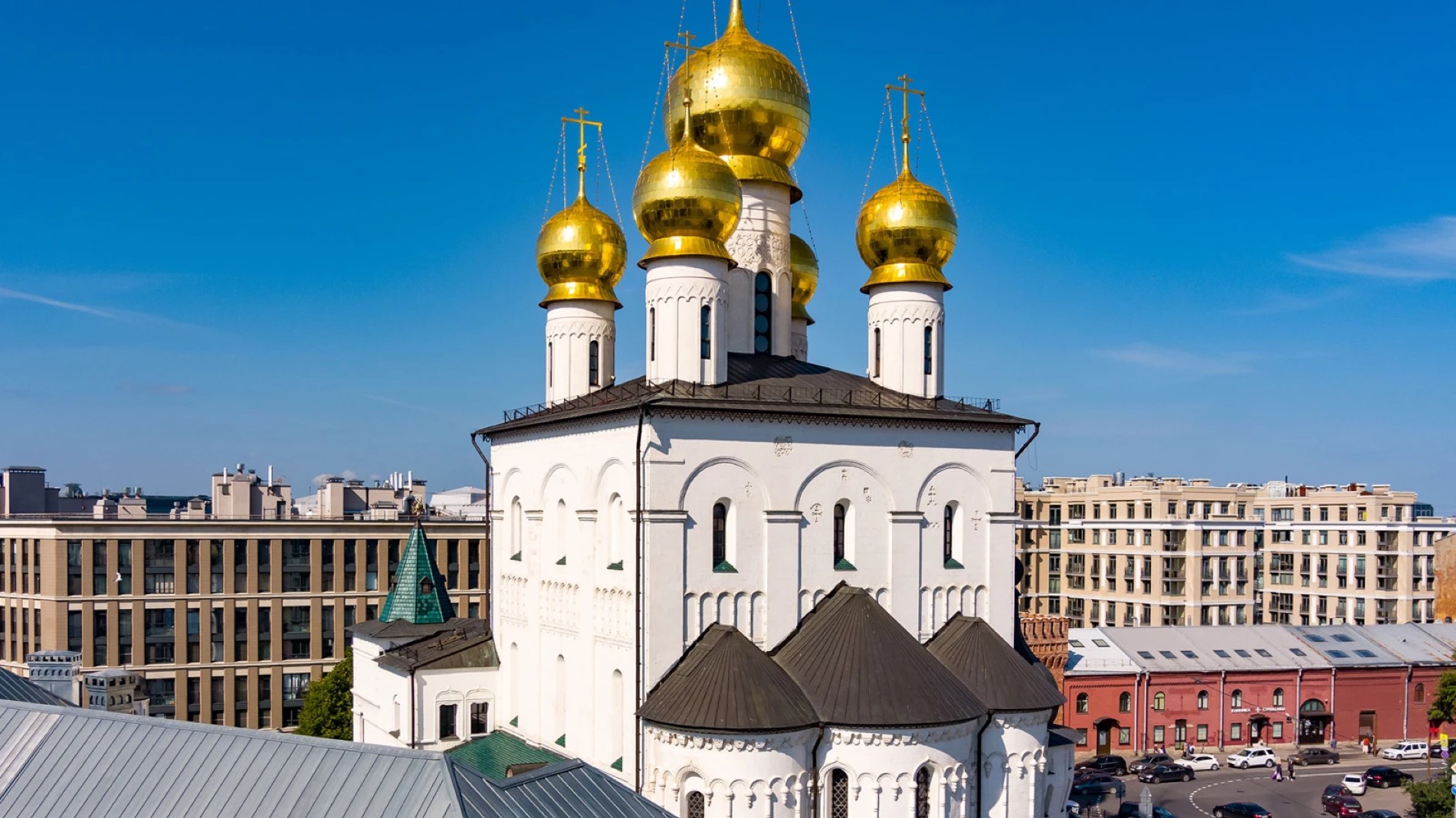 Феодоровский собор рядом с домом